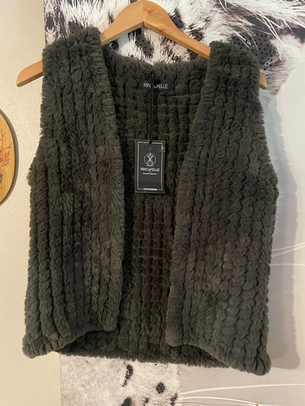 Rino & Pelle Small Dark Faux Fur Vest - Cozy Sleeveless Sweater soft Winter clas